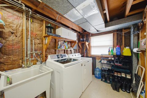 Tiny photo for 7705 W 80th Place, Bridgeview, IL 60455 (MLS # 12589160)