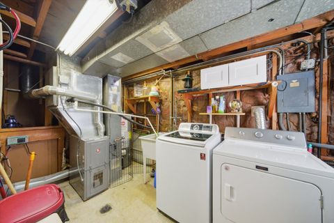 Tiny photo for 7705 W 80th Place, Bridgeview, IL 60455 (MLS # 12589160)