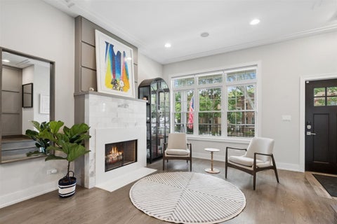 Tiny photo for 6739 N Oxford Avenue, Chicago, IL 60631 (MLS # 12743084)