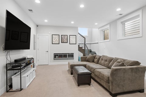 Tiny photo for 6739 N Oxford Avenue, Chicago, IL 60631 (MLS # 12743084)