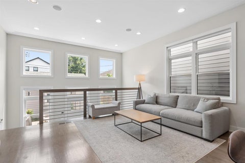 Tiny photo for 6739 N Oxford Avenue, Chicago, IL 60631 (MLS # 12743084)