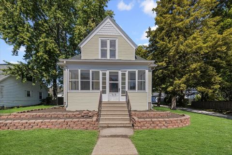 717 Edward Street Sycamore IL 60178