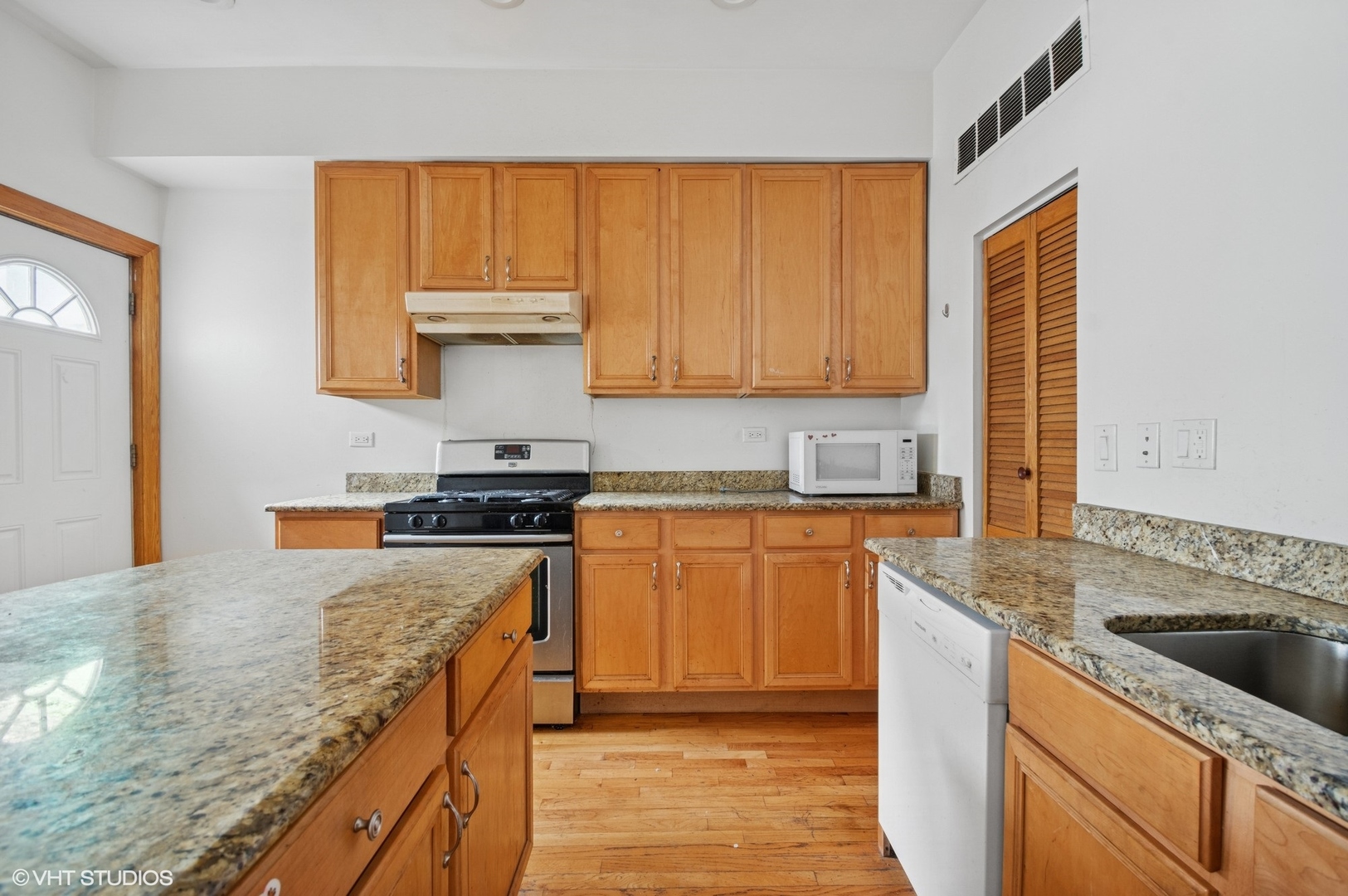 2336 W Taylor Street 2