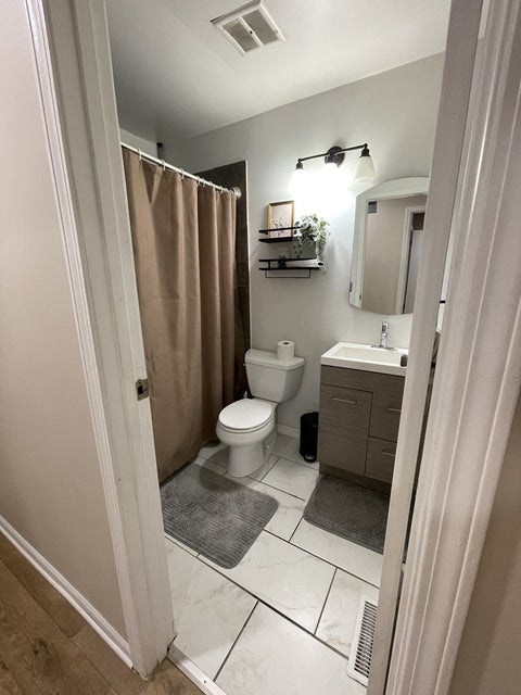 Tiny photo for 212 Hudson Court #B, Bolingbrook, IL 60440 (MLS # 12763989)