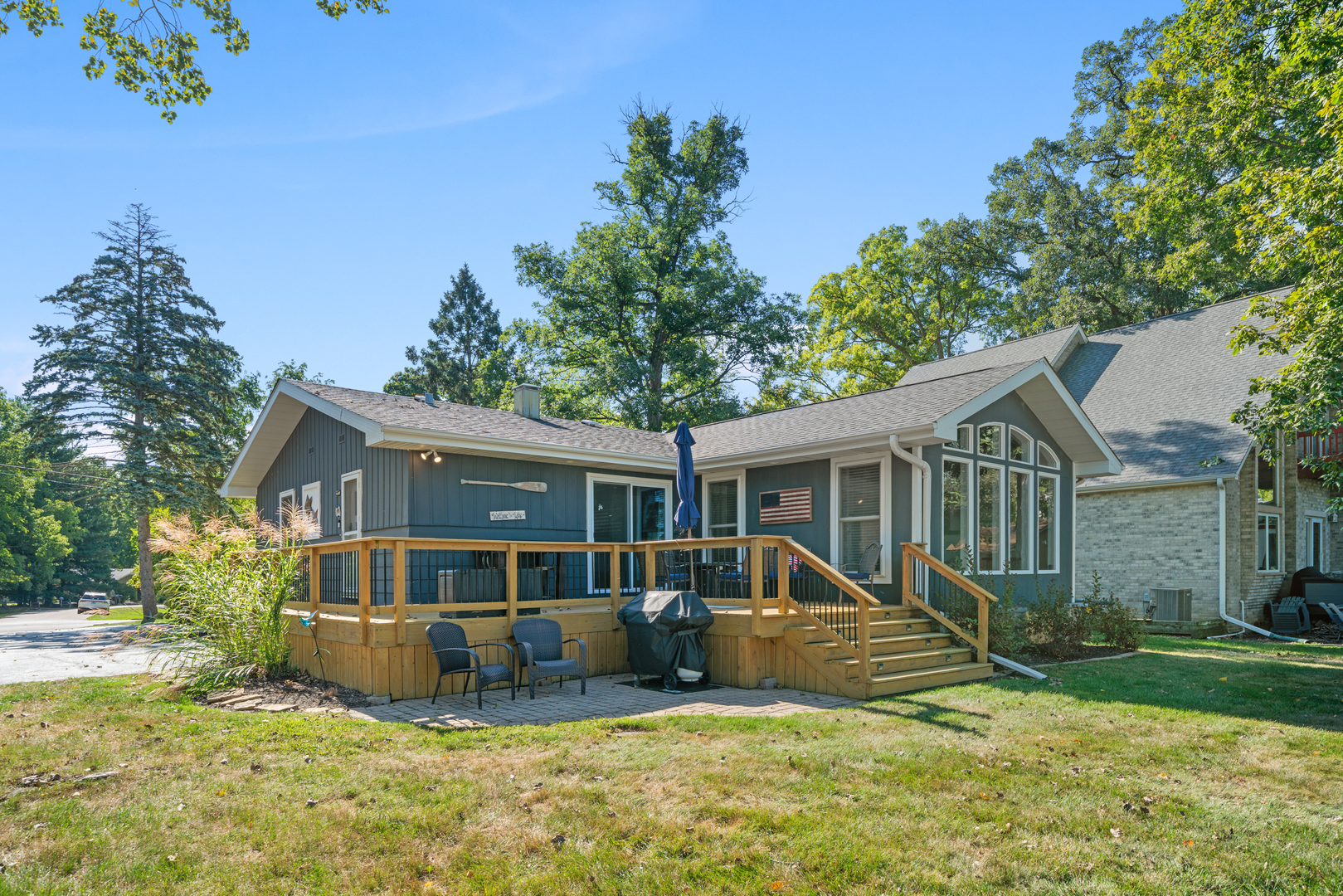 811 Lake Holiday Drive