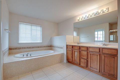 Tiny photo for 3015 Monterey Lane, Wadsworth, IL 60083 (MLS # 12323564)