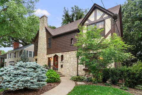 Tiny photo for 252 Hillcrest Avenue, Davenport, IA 52803 (MLS # 12693861)