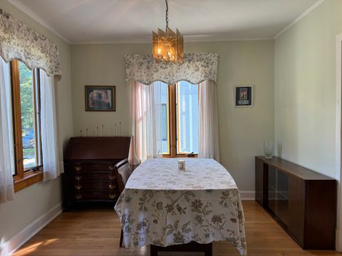 Tiny photo for 1600 Greenwood Street, Evanston, IL 60201 (MLS # 12492101)