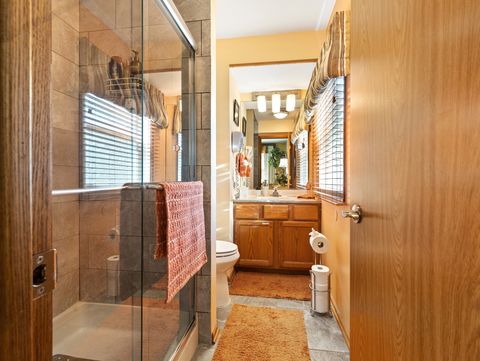 Tiny photo for 1045 Nottingham Lane, Hoffman Estates, IL 60169 (MLS # 12476904)