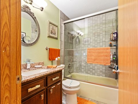 Tiny photo for 1045 Nottingham Lane, Hoffman Estates, IL 60169 (MLS # 12476904)