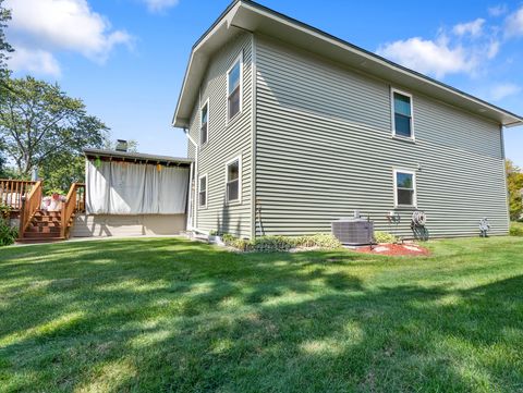 Tiny photo for 1045 Nottingham Lane, Hoffman Estates, IL 60169 (MLS # 12476904)
