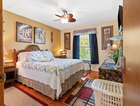 Tiny photo for 1045 Nottingham Lane, Hoffman Estates, IL 60169 (MLS # 12476904)