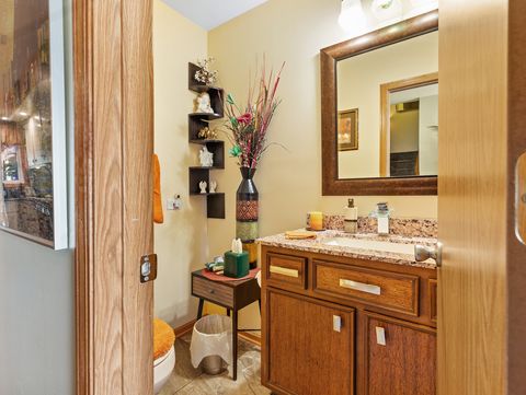 Tiny photo for 1045 Nottingham Lane, Hoffman Estates, IL 60169 (MLS # 12476904)