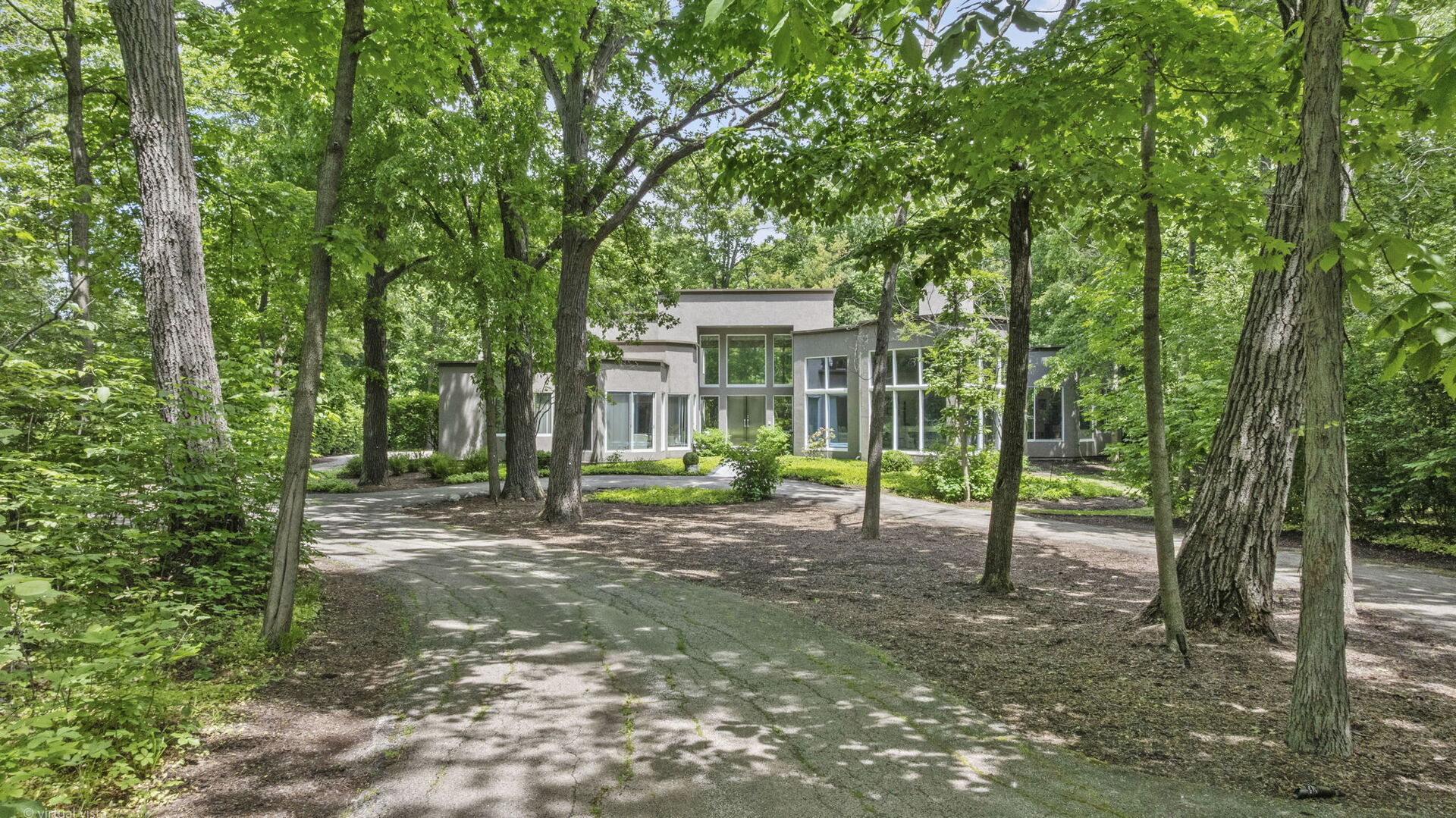 2 Dunsinane Lane