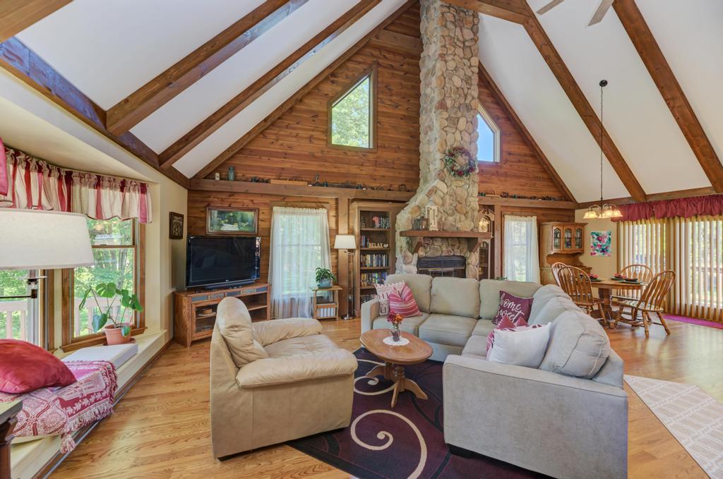 1570 S Sandbar Road