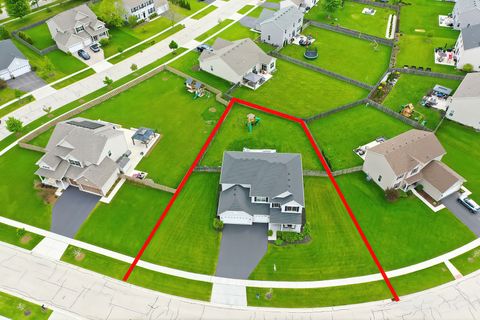 Tiny photo for 6828 Galway Drive, McHenry, IL 60050 (MLS # 12662123)