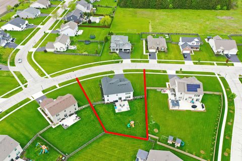 Tiny photo for 6828 Galway Drive, McHenry, IL 60050 (MLS # 12662123)