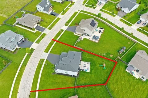 Tiny photo for 6828 Galway Drive, McHenry, IL 60050 (MLS # 12662123)