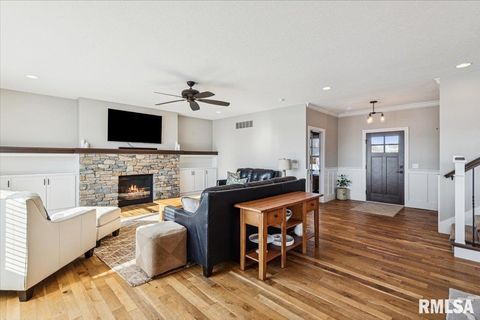 Tiny photo for 3535 COBBLESTONE Drive, Bettendorf, IA 52722 (MLS # QC4269954)