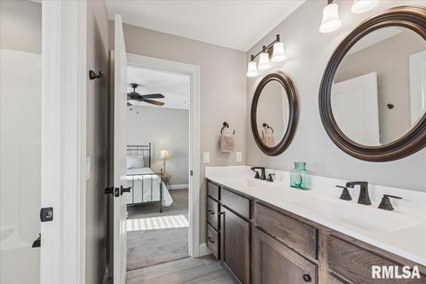 Tiny photo for 3535 COBBLESTONE Drive, Bettendorf, IA 52722 (MLS # QC4269954)