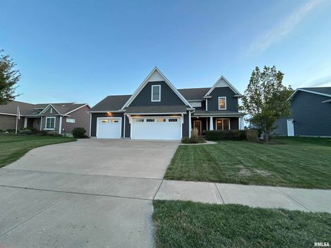 Tiny photo for 3535 COBBLESTONE Drive, Bettendorf, IA 52722 (MLS # QC4269954)