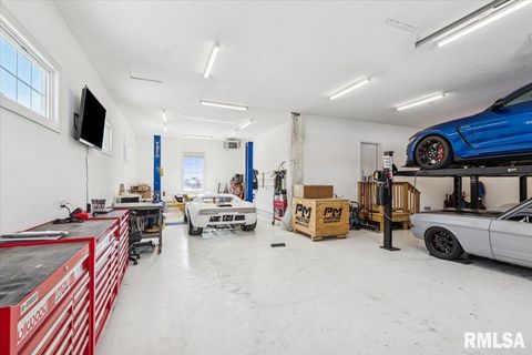 Tiny photo for 3535 COBBLESTONE Drive, Bettendorf, IA 52722 (MLS # QC4269954)