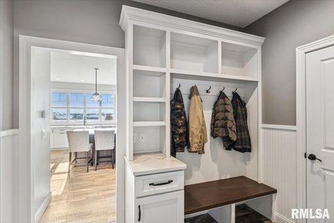 Tiny photo for 3535 COBBLESTONE Drive, Bettendorf, IA 52722 (MLS # QC4269954)