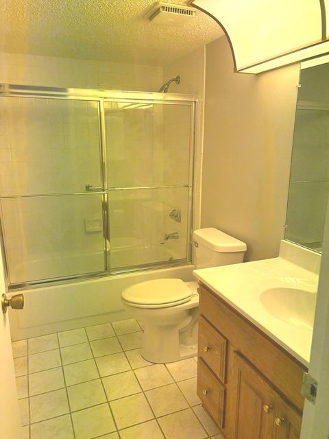 Tiny photo for 920 Vose Drive #304, Gurnee, IL 60031 (MLS # 12469897)