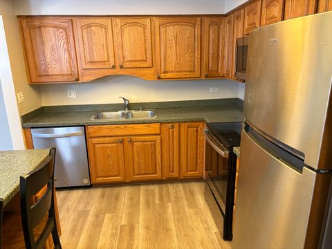 Tiny photo for 920 Vose Drive #304, Gurnee, IL 60031 (MLS # 12469897)