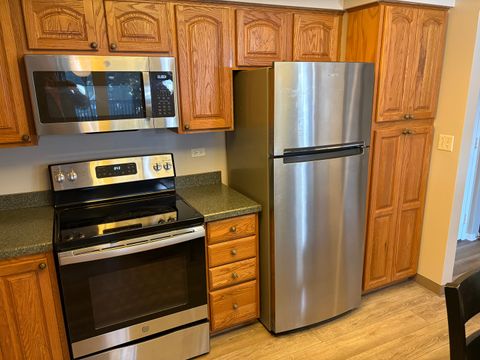 Tiny photo for 920 Vose Drive #304, Gurnee, IL 60031 (MLS # 12469897)