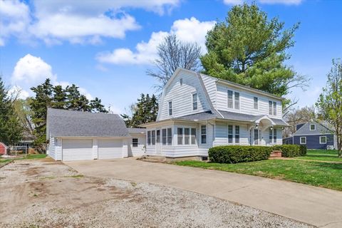 Tiny photo for 248 E Fremont Street, Bement, IL 61813 (MLS # 12606679)