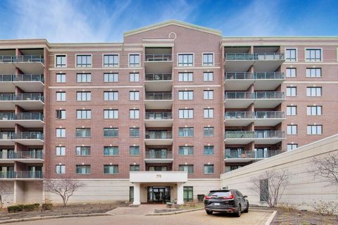 Photo of 770 Pearson Street #808, Des Plaines, IL 60016 (MLS # 12585087)