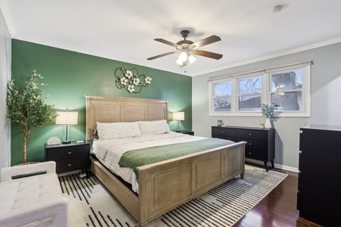 Tiny photo for 641 Winthrop Avenue, Glendale Heights, IL 60139 (MLS # 12536125)