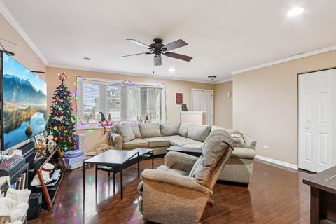 Tiny photo for 641 Winthrop Avenue, Glendale Heights, IL 60139 (MLS # 12536125)