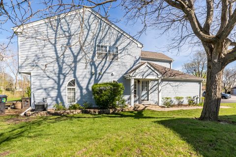 Tiny photo for 81 King Drive, Streamwood, IL 60107 (MLS # 12624898)