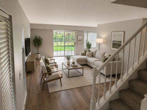 Tiny photo for 81 King Drive, Streamwood, IL 60107 (MLS # 12624898)