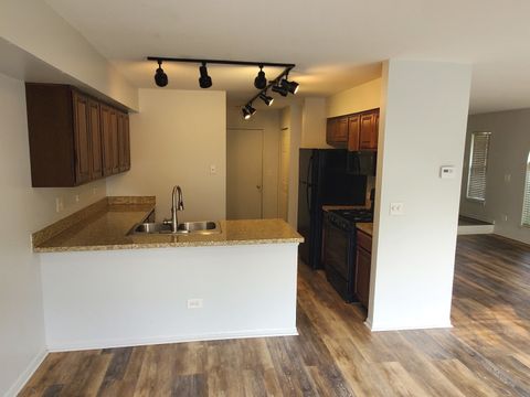 Tiny photo for 81 King Drive, Streamwood, IL 60107 (MLS # 12624898)