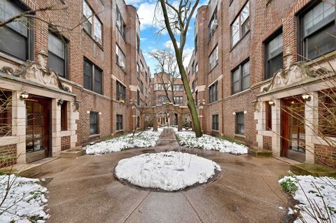 Tiny photo for 5455 S Ingleside Avenue #2W, Chicago, IL 60615 (MLS # 12466740)