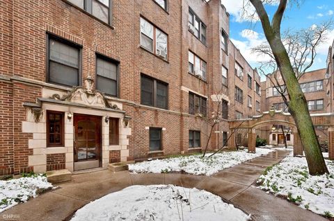 Photo of 5455 S Ingleside Avenue #2W, Chicago, IL 60615 (MLS # 12466740)