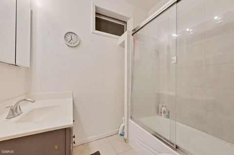 Tiny photo for 5455 S Ingleside Avenue #2W, Chicago, IL 60615 (MLS # 12466740)