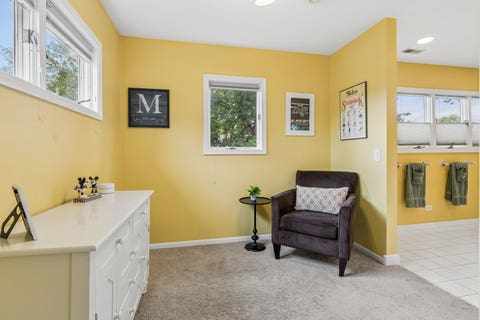 Tiny photo for 1705 Glenview Avenue, Park Ridge, IL 60068 (MLS # 12709096)
