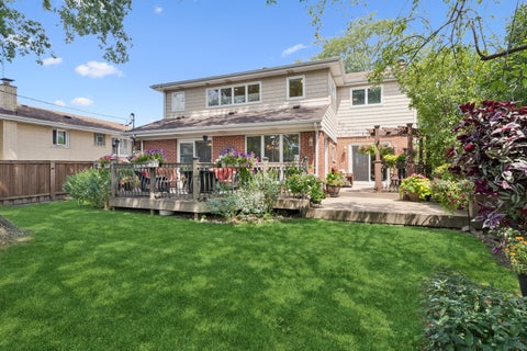 Tiny photo for 1705 Glenview Avenue, Park Ridge, IL 60068 (MLS # 12709096)