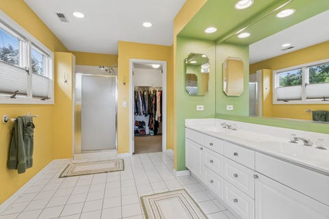 Tiny photo for 1705 Glenview Avenue, Park Ridge, IL 60068 (MLS # 12709096)