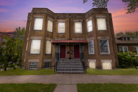 Photo of 6601 S St Lawrence Avenue, Chicago, IL 60637 (MLS # 12531952)