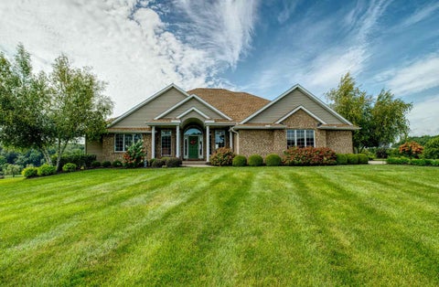 Photo of 12890 Grandview Drive, Morrison, IL 61270 (MLS # 12758293)