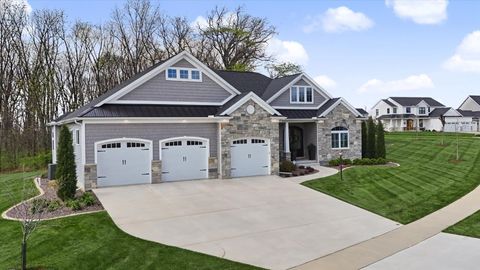Tiny photo for 1309 Briarwood Lane, Mahomet, IL 61853 (MLS # 12629097)