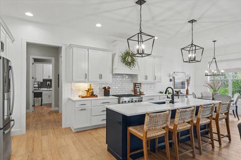 Tiny photo for 1309 Briarwood Lane, Mahomet, IL 61853 (MLS # 12629097)