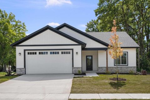 Tiny photo for 4730 WILLOW Circle, Davenport, IA 52806 (MLS # QC4269738)