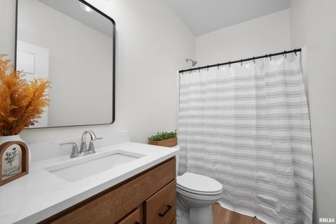 Tiny photo for 4730 WILLOW Circle, Davenport, IA 52806 (MLS # QC4269738)