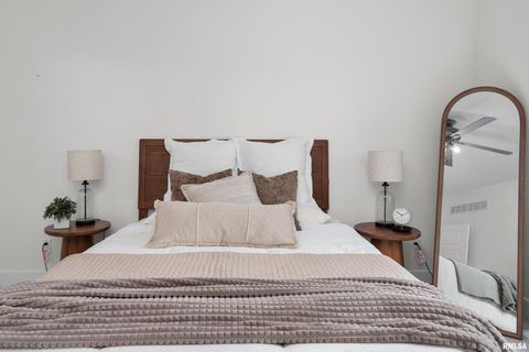 Tiny photo for 4730 WILLOW Circle, Davenport, IA 52806 (MLS # QC4269738)